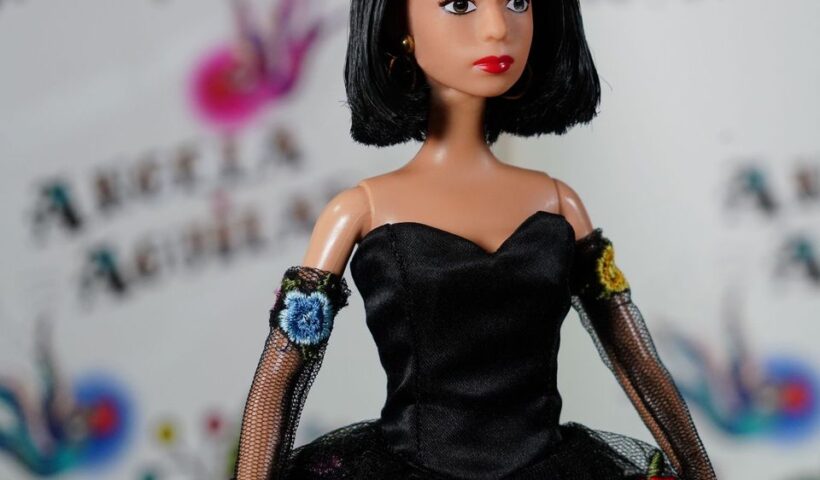 barbie llorona